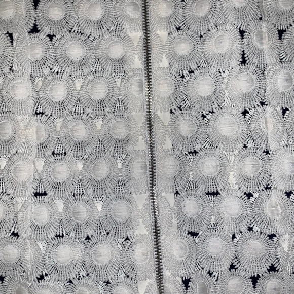 Pre-Owned Hottie + Lord White Long Sleeve See-Through Blouse Zipper Back Sz 2 - Picture 3 of 3